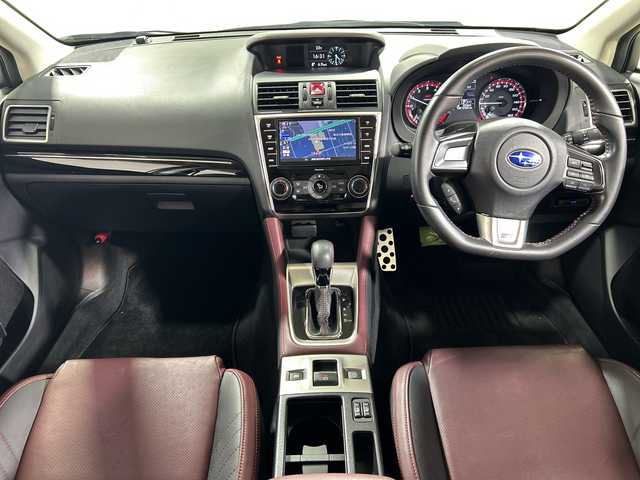 スバル レヴォーグ 1．6STIスポーツアイサイト 神奈川県 2016(平28)年 8.2万km クリスタルホワイトP 純正SDナビ【CN-LR720D】/Bluetooth・SD・iPod・フルセグTV/４WD/アイサイトVer3/バックカメラ/全車速追従機能付クルーズコントロール/本革シート/シートメモリ付前席パワーシート/シートヒーター/ブラインドスポットモニター/ビルトインETC/前側ドライブレコーダー/純正フロアマット/純正18インチアルミホイール/LEDヘッドランプ/オートマチックハイビーム/ダウンヒルアシストコントロール/プリクラッシュブレーキ/アクティブレーンキープ/ステレオカメラ/車線逸脱ふらつき警報/誤発信抑制制御機能/誤後進抑制制御機能