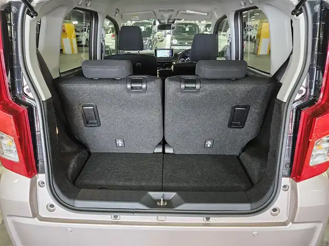 ダイハツ ムーヴ X リミテッドⅡ SAⅢ 福岡県 2021(令3)年 4万km ライトローズマイカメタリック 純正ナビ/フルセグTV/バックカメラ/ビルトインETC/ドライブレコーダー/スマートアシスト3/・衝突被害軽減ブレーキ/・車線逸脱警報/・前後誤発進抑制/・オートハイビーム/LEDヘッドランプ/革巻きステアリング/ステアリングスイッチ/運転席シートヒーター/純正14インチアルミホイール/スマートキー/プッシュエンジンスタート/禁煙車