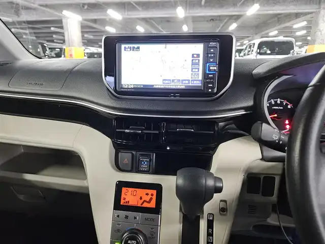 ダイハツ ムーヴ X リミテッドⅡ SAⅢ 福岡県 2021(令3)年 4万km ライトローズマイカメタリック 純正ナビ/フルセグTV/バックカメラ/ビルトインETC/ドライブレコーダー/スマートアシスト3/・衝突被害軽減ブレーキ/・車線逸脱警報/・前後誤発進抑制/・オートハイビーム/LEDヘッドランプ/革巻きステアリング/ステアリングスイッチ/運転席シートヒーター/純正14インチアルミホイール/スマートキー/プッシュエンジンスタート/禁煙車