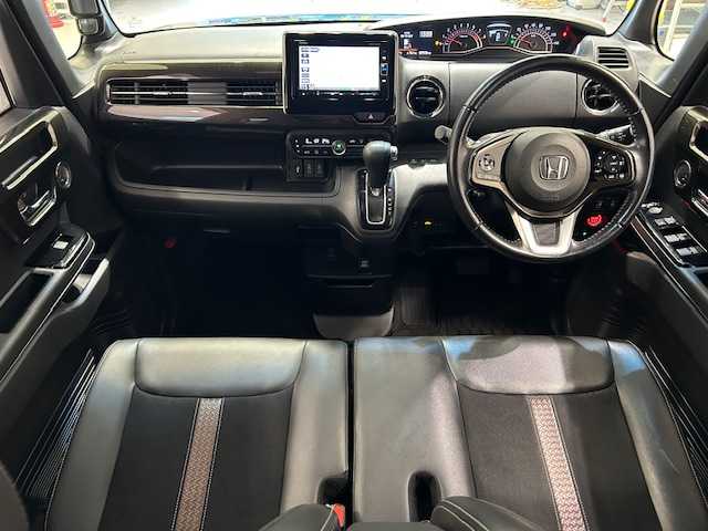 ホンダ Ｎ ＢＯＸ カスタム G L ターボ ホンダセンシング 宮城県 2019(令1)年 3万km プレミアムベルベットパープル・パール ホンダセンシング/・衝突軽減ブレーキ/・誤発進抑制機能/・露愛逸脱抑制機能/・アダプティブ・クルーズ・コントロール/・車線維持支援システム/・オートハイビーム/・先行者発進お知らせ機能/・標識認識機能/純正ナビ/・フルセグTV/Bluetooth/CD/DVD/・バックカメラ/・ビルトインETC/・前後ドライブレコーダー/両側パワースライドドア/後方コーナーセンサー/革巻きステアリング/・パドルシフト/・ステアリングリモコン/ハーフレザーシート/プッシュスタート/・スマートキー/LEDヘッドライト/・フォグランプ/・オートライト/純正アルミホイール/純正フロアマット