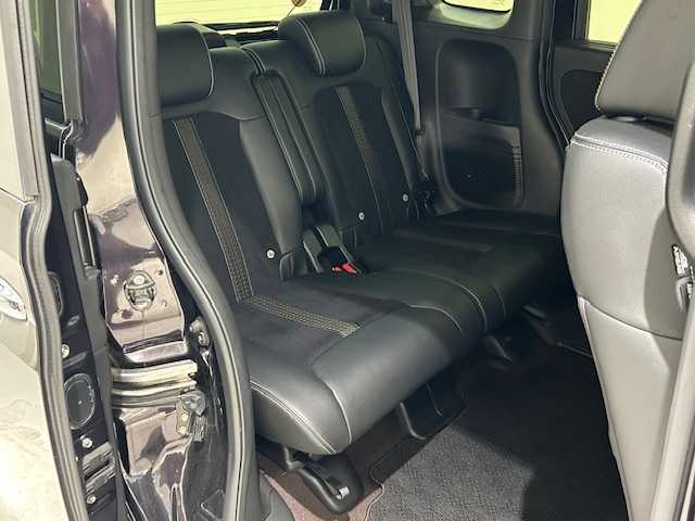 ホンダ Ｎ ＢＯＸ カスタム G L ターボ ホンダセンシング 宮城県 2019(令1)年 3万km プレミアムベルベットパープル・パール ホンダセンシング/・衝突軽減ブレーキ/・誤発進抑制機能/・露愛逸脱抑制機能/・アダプティブ・クルーズ・コントロール/・車線維持支援システム/・オートハイビーム/・先行者発進お知らせ機能/・標識認識機能/純正ナビ/・フルセグTV/Bluetooth/CD/DVD/・バックカメラ/・ビルトインETC/・前後ドライブレコーダー/両側パワースライドドア/後方コーナーセンサー/革巻きステアリング/・パドルシフト/・ステアリングリモコン/ハーフレザーシート/プッシュスタート/・スマートキー/LEDヘッドライト/・フォグランプ/・オートライト/純正アルミホイール/純正フロアマット