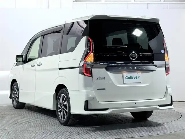 日産 セレナ ハイウェイスター V 大阪府 2021(令3)年 3.7万km ブリリアントホワイトパール ProPILOT 純正10incナビTV 360カメラ フリップダウンモニター デジタルインナーミラー レーダークルコン 衝突軽減ブレーキ レーンアシスト BSM 両側パワースライドドア リアオートエアコン ドライブレコーダー
