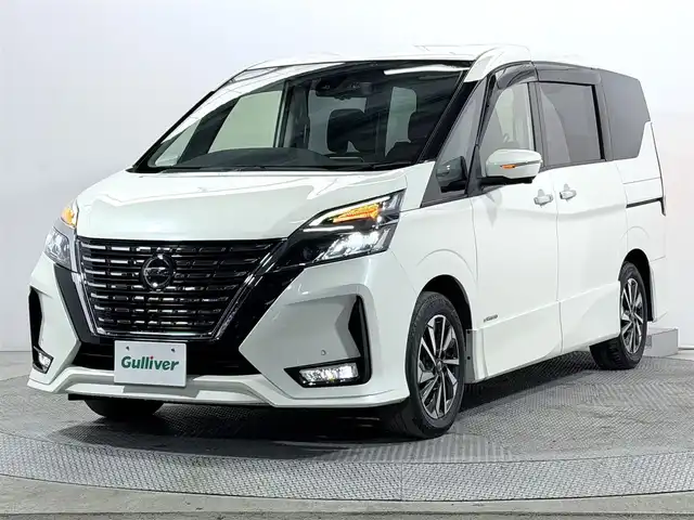 日産 セレナ ハイウェイスター V 大阪府 2021(令3)年 3.7万km ブリリアントホワイトパール ProPILOT 純正10incナビTV 360カメラ フリップダウンモニター デジタルインナーミラー レーダークルコン 衝突軽減ブレーキ レーンアシスト BSM 両側パワースライドドア リアオートエアコン ドライブレコーダー