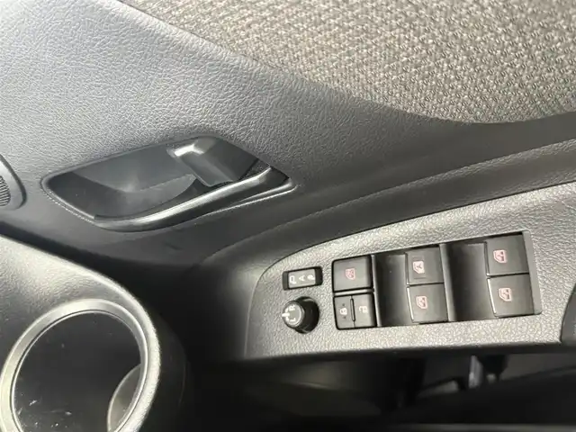 トヨタ シエンタ X 愛知県 2020(令2)年 4.6万km コバルトブルーメタリック 純正ナビ（ＣＤ／ＤＶＤ／ＢＴ／フルセグＴＶ）　/バックカメラ　/パワスラ　/ビルトＥＴＣ　/スマートキー　/プッシュスタート　/ＵＳＢ　/電格ミラー　/エアコン　/アイドリングストップ　/フロアマット/保証書/取説/記録簿/スペアキー