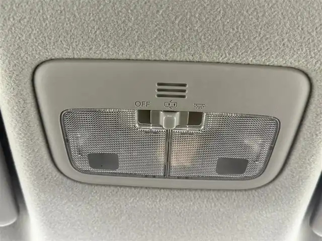 トヨタ シエンタ X 愛知県 2020(令2)年 4.6万km コバルトブルーメタリック 純正ナビ（ＣＤ／ＤＶＤ／ＢＴ／フルセグＴＶ）　/バックカメラ　/パワスラ　/ビルトＥＴＣ　/スマートキー　/プッシュスタート　/ＵＳＢ　/電格ミラー　/エアコン　/アイドリングストップ　/フロアマット/保証書/取説/記録簿/スペアキー