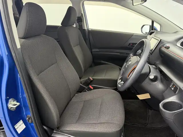 トヨタ シエンタ X 愛知県 2020(令2)年 4.6万km コバルトブルーメタリック 純正ナビ（ＣＤ／ＤＶＤ／ＢＴ／フルセグＴＶ）　/バックカメラ　/パワスラ　/ビルトＥＴＣ　/スマートキー　/プッシュスタート　/ＵＳＢ　/電格ミラー　/エアコン　/アイドリングストップ　/フロアマット/保証書/取説/記録簿/スペアキー