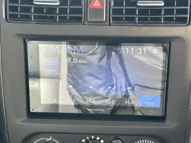 スズキ ジムニー クロスアドベンチャー XC 東京都 2012(平24)年 12.5万km ブルーイッシュブラックパール3 2インチアップ/社外ディスプレイオーディオ/　Bluetooth/AM・FM/AppleCarPlay/AndroidAuto/社外マフラー/社外リアスポイラー/シートヒーター/純正ハーフレザーシート/純正フロアマット/パワーウィンドウ/パワーステアリング/電動格納ミラー/ウインカーミラー/ドアバイザー/リモコンキー/保証書