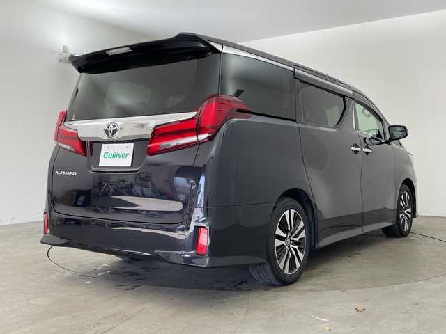 トヨタ アルファード S Cパッケージ 兵庫県 2020(令2)年 5.9万km スパークリングブラックパールクリスタルシャイン ・純正9インチナビ/TV/CD/DVD/Bluetooth/USB/Miracast/・バックカメラ/・デジタルインナーミラー/・ビルトインETC/・サンルーフ/・両側パワースライドドア/・パワーバックドア/・Toyota　Safety　Sense/・プリクラッシュセーフティ/・レーントレーシングアシスト/・レーダークルーズコントロール/・ロードサインアシスト/・アダプティブハイビームシステム/・ブラインドスポットモニター/・先行車発進告知/・クリアランスソナー/・革シート/・前席パワーシート/・前席シートヒーター/・前席シートベンチレーション/・ステアリングヒーター/・AC100V電源/・ウッドコンビステアリング/・三眼LEDライト/・シーケンシャルターンランプ/・LEDフォグランプ/・スマートキー/・純正18インチアルミホイール