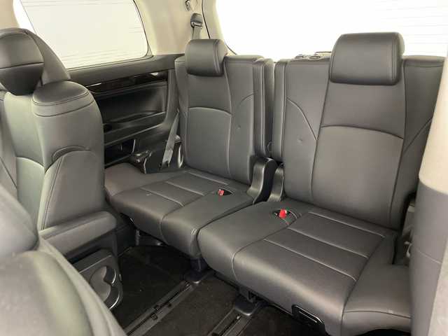 トヨタ アルファード S Cパッケージ 兵庫県 2020(令2)年 5.9万km スパークリングブラックパールクリスタルシャイン ・純正9インチナビ/TV/CD/DVD/Bluetooth/USB/Miracast/・バックカメラ/・デジタルインナーミラー/・ビルトインETC/・サンルーフ/・両側パワースライドドア/・パワーバックドア/・Toyota　Safety　Sense/・プリクラッシュセーフティ/・レーントレーシングアシスト/・レーダークルーズコントロール/・ロードサインアシスト/・アダプティブハイビームシステム/・ブラインドスポットモニター/・先行車発進告知/・クリアランスソナー/・革シート/・前席パワーシート/・前席シートヒーター/・前席シートベンチレーション/・ステアリングヒーター/・AC100V電源/・ウッドコンビステアリング/・三眼LEDライト/・シーケンシャルターンランプ/・LEDフォグランプ/・スマートキー/・純正18インチアルミホイール