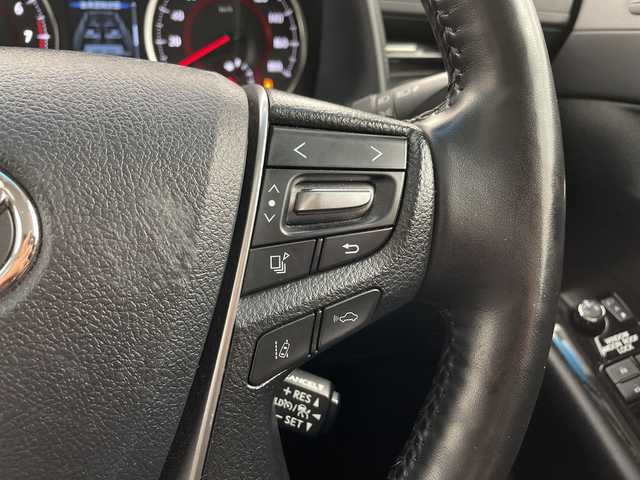 トヨタ アルファード S Cパッケージ 兵庫県 2020(令2)年 5.9万km スパークリングブラックパールクリスタルシャイン ・純正9インチナビ/TV/CD/DVD/Bluetooth/USB/Miracast/・バックカメラ/・デジタルインナーミラー/・ビルトインETC/・サンルーフ/・両側パワースライドドア/・パワーバックドア/・Toyota　Safety　Sense/・プリクラッシュセーフティ/・レーントレーシングアシスト/・レーダークルーズコントロール/・ロードサインアシスト/・アダプティブハイビームシステム/・ブラインドスポットモニター/・先行車発進告知/・クリアランスソナー/・革シート/・前席パワーシート/・前席シートヒーター/・前席シートベンチレーション/・ステアリングヒーター/・AC100V電源/・ウッドコンビステアリング/・三眼LEDライト/・シーケンシャルターンランプ/・LEDフォグランプ/・スマートキー/・純正18インチアルミホイール