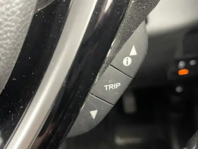 ホンダ フリード ハイブリット モデューロX ホンダセンシング 埼玉県 2021(令3)年 5万km プラチナホワイトパール 純正９インチナビ　バックカメラ　ビルトインＥＴＣ　前後ドライブレコーダー　ホンダセンシング　アダプティブクルーズコントロール　社外アルミホイール　スマートキー　オートライト　ＬＥＤヘッドライト　地デジ