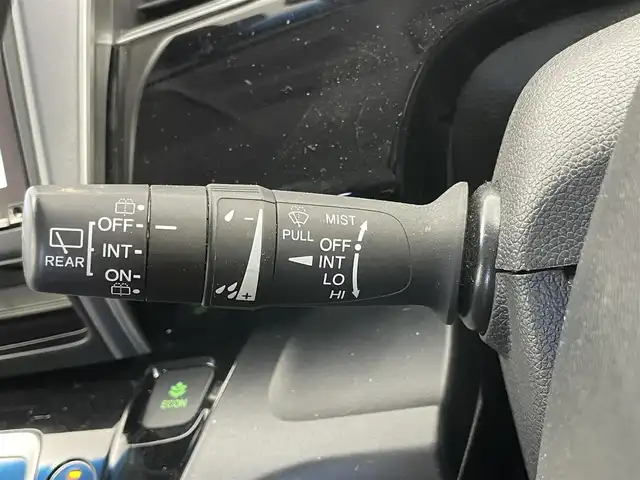 ホンダ フリード ハイブリット モデューロX ホンダセンシング 埼玉県 2021(令3)年 5万km プラチナホワイトパール 純正９インチナビ　バックカメラ　ビルトインＥＴＣ　前後ドライブレコーダー　ホンダセンシング　アダプティブクルーズコントロール　社外アルミホイール　スマートキー　オートライト　ＬＥＤヘッドライト　地デジ