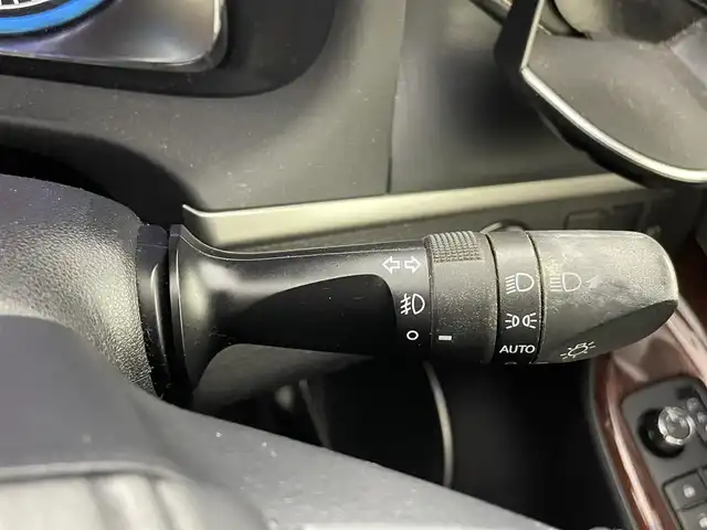 トヨタ ハリアー プレミアム 熊本県 2017(平29)年 8.8万km ホワイトパールクリスタルシャイン 禁煙車/アルパイン９型ナビEX9Z（CD・DVD・フルセグ・BT・HDMIケーブル）/バックカメラ/ビルトインETC/クルーズコントロール/パワーバックドア/運転席パワーシート/レーンキープアシスト/横滑り防止/アイドリングストップ/ハーフレザーシート/純正フロアマット/純正１８インチAW/オートライト/オートマチックハイビーム/LEDヘッドライト/スマートキー/プッシュスタート