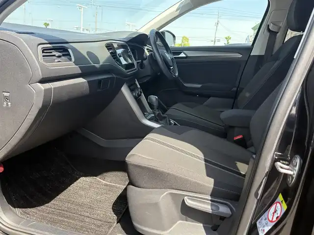 フォルクスワーゲン Ｔ－ロック TDI スタイル デザインPKG 徳島県 2020(令2)年 6万km 黒 純正ナビ/CD/DVD/SD/USB/Bluetooth/バックカメラ/レーンキープアシスト/ETC2.0 /パドルシフト/アイドリングストップ/クルーズコントロール/フォグライト/オートライト/ルーフレール/LEDヘッドライト/新車時保証書/取扱説明書