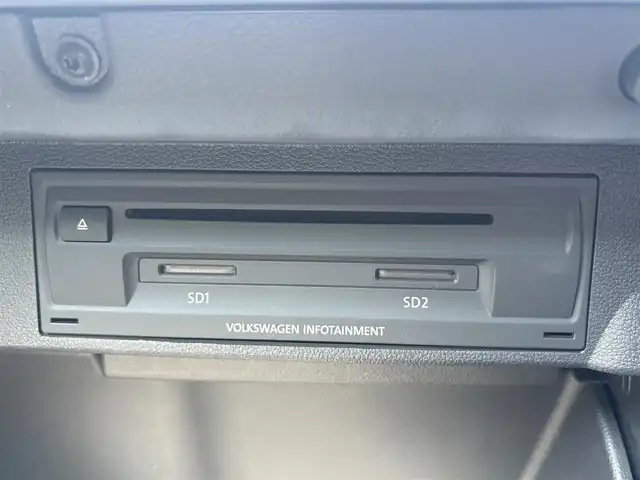 フォルクスワーゲン Ｔ－ロック TDI スタイル デザインPKG 徳島県 2020(令2)年 6万km 黒 純正ナビ/CD/DVD/SD/USB/Bluetooth/バックカメラ/レーンキープアシスト/ETC2.0 /パドルシフト/アイドリングストップ/クルーズコントロール/フォグライト/オートライト/ルーフレール/LEDヘッドライト/新車時保証書/取扱説明書