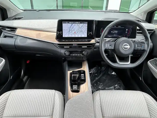日産 オーラ G レザーエディション 和歌山県 2022(令4)年 2.9万km 黒 純正コネクトナビ/Bluetooth/フルセグテレビ/USB/アラウンドビューモニター/エマージェンシーブレーキ/レーンキープアシスト/後方車両検知/衝突防止支援/前後コーナーセンサー/プロパイロット/純正ドライブレコーダー（前）/ビルトインETC2.0/ワイヤレス充電/純正17インチアルミホイール/LEDヘッドライト/オートライト/革巻きステアリング/ステアリングリモコン/純正フロアマット/ドアバイザー/電動格納ミラー/ウィンカーミラー/プッシュスタート/スマートキー