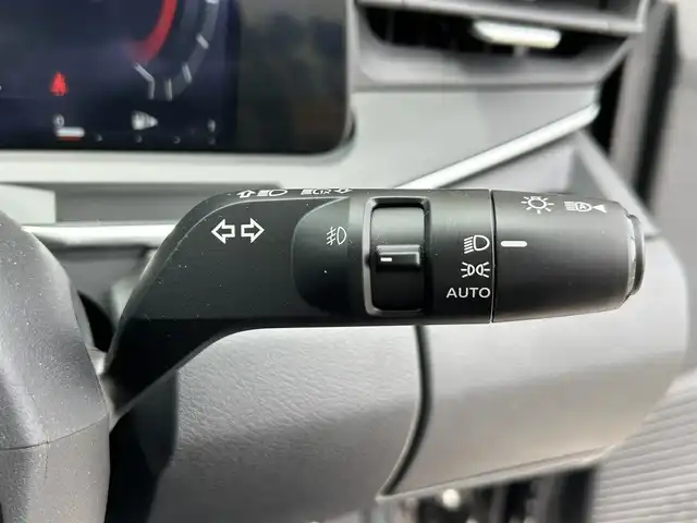 日産 オーラ G レザーエディション 和歌山県 2022(令4)年 2.9万km 黒 純正コネクトナビ/Bluetooth/フルセグテレビ/USB/アラウンドビューモニター/エマージェンシーブレーキ/レーンキープアシスト/後方車両検知/衝突防止支援/前後コーナーセンサー/プロパイロット/純正ドライブレコーダー（前）/ビルトインETC2.0/ワイヤレス充電/純正17インチアルミホイール/LEDヘッドライト/オートライト/革巻きステアリング/ステアリングリモコン/純正フロアマット/ドアバイザー/電動格納ミラー/ウィンカーミラー/プッシュスタート/スマートキー