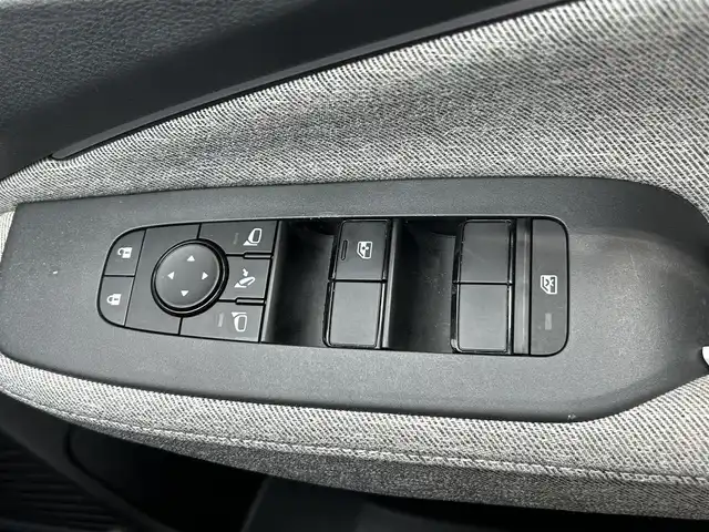 日産 オーラ G レザーエディション 和歌山県 2022(令4)年 2.9万km 黒 純正コネクトナビ/Bluetooth/フルセグテレビ/USB/アラウンドビューモニター/エマージェンシーブレーキ/レーンキープアシスト/後方車両検知/衝突防止支援/前後コーナーセンサー/プロパイロット/純正ドライブレコーダー（前）/ビルトインETC2.0/ワイヤレス充電/純正17インチアルミホイール/LEDヘッドライト/オートライト/革巻きステアリング/ステアリングリモコン/純正フロアマット/ドアバイザー/電動格納ミラー/ウィンカーミラー/プッシュスタート/スマートキー