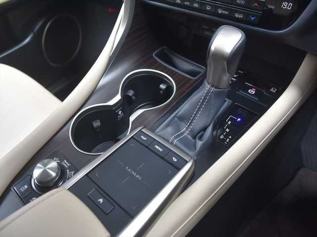 レクサス ＲＸ 450hL 和歌山県 2020(令2)年 4.8万km ソニッククォーツ ナビ/360度カメラ/TV/オートテールゲート/HUD/リアエンター/20インチAW/ACC/LKA/BSM/ベージュ革/パワーシート/シートヒーター/ベンチレーション/ETC/3眼LED