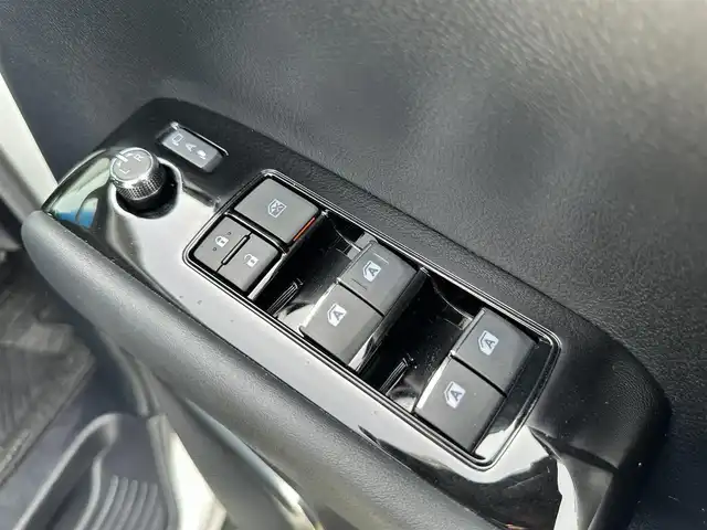 トヨタ アルファード S Cパッケージ 千葉県 2020(令2)年 3.4万km ホワイトパールクリスタルシャイン 純正ディスプレイオーディオ/（フルセグTV/BT/CD/DVD/FM/AM）/ナビキットあり/バックカメラ/衝突被害軽減システム/車線逸脱警報/クルーズコントロール/フリップダウンモニター/レザーシート/両側パワースライドドア/横滑り防止装置/ETC2.0/前後ドライブレコーダー/LEDヘッドライト/フォグランプ/オートライト/ウィンカーミラー/電動格納ミラー/純正18インチAW/エアシート/シートリフター/ステアリングヒーター/プッシュスタート/スマートキー/フロアマット/ドアバイザー/スペアキー/保証書
