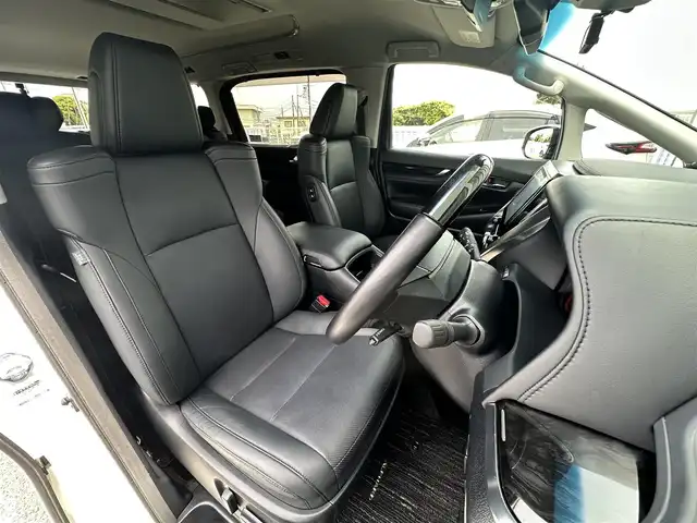 トヨタ アルファード S Cパッケージ 千葉県 2020(令2)年 3.4万km ホワイトパールクリスタルシャイン 純正ディスプレイオーディオ/（フルセグTV/BT/CD/DVD/FM/AM）/ナビキットあり/バックカメラ/衝突被害軽減システム/車線逸脱警報/クルーズコントロール/フリップダウンモニター/レザーシート/両側パワースライドドア/横滑り防止装置/ETC2.0/前後ドライブレコーダー/LEDヘッドライト/フォグランプ/オートライト/ウィンカーミラー/電動格納ミラー/純正18インチAW/エアシート/シートリフター/ステアリングヒーター/プッシュスタート/スマートキー/フロアマット/ドアバイザー/スペアキー/保証書