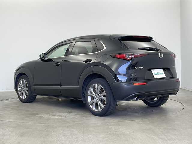 マツダ ＣＸ－３０ XD Lパッケージ 新潟県 2020(令2)年 5.6万km ジェットブラックマイカ 純正メーカーOPナビ/・AM/FM/CD/DVD/Bluetooth/フルセグ/USB/バックモニター/全周囲モニター/レーンキープアシスト/衝突被害軽減システム/ETC/フロントドライブレコーダー/ヘッドアップディスプレイ/純正フロアマット/レザーシート/運転席パワーシート/前席シートヒーター/パーキングアシスト/ステアリングヒーター/純正LEDヘッドライト/オートライト/オートマチックハイビーム/純正18インチAW夏タイヤ/ABS/横滑り防止機能/リアコーナーセンサー/TCS/パドルシフト/スペアキー/保証書