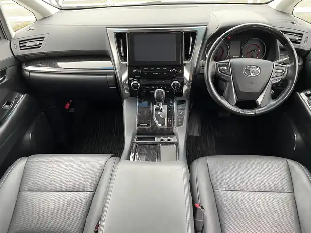 トヨタ アルファード S Cパッケージ 福岡県 2021(令3)年 5.7万km ホワイトパールクリスタルシャイン モデリスタエアロ/ツインムーンルーフ/純正12.1インチフリップダウンモニター/メーカーナビ/フルセグTV/CD/DVD/BT//applecarplay/androidauto/テレビキャンセラー/トヨタセーフティセンス/PCS/LTA/PKSB/レーダークルーズコントロール/黒革シート/両側パワースライドドア/パワーバックドア/デジタルインナーミラー/ＢＳＭ/シートメモリー/前席パワーシート/前席シートヒーター/ベンチレーション/ステアリングヒーター/電動パーキング/ブレーキホールド/オートハイビーム/ビルトインETC