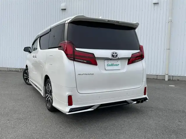トヨタ アルファード S Cパッケージ 福岡県 2021(令3)年 5.7万km ホワイトパールクリスタルシャイン モデリスタエアロ/ツインムーンルーフ/純正12.1インチフリップダウンモニター/メーカーナビ/フルセグTV/CD/DVD/BT//applecarplay/androidauto/テレビキャンセラー/トヨタセーフティセンス/PCS/LTA/PKSB/レーダークルーズコントロール/黒革シート/両側パワースライドドア/パワーバックドア/デジタルインナーミラー/ＢＳＭ/シートメモリー/前席パワーシート/前席シートヒーター/ベンチレーション/ステアリングヒーター/電動パーキング/ブレーキホールド/オートハイビーム/ビルトインETC
