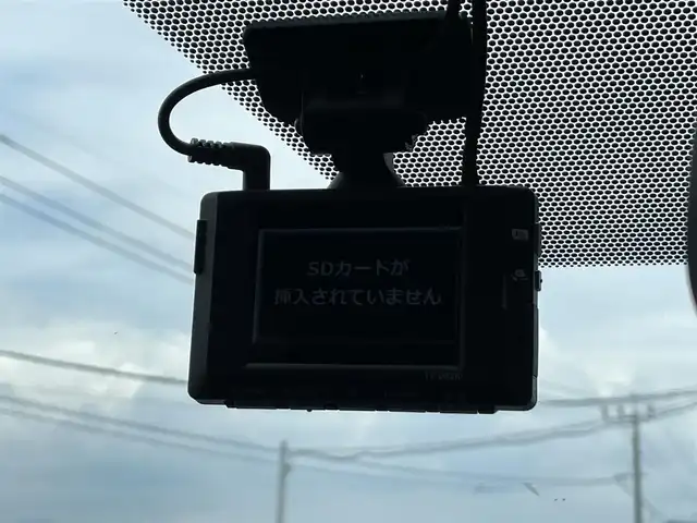 トヨタ シエンタ ハイブリッド Z 佐賀県 2023(令5)年 0.8万km グレイッシュブルー 純正10型ナビゲーション/・フルセグTV/CD/DVD/HDMI/Bluetooth/パノラミックビューモニター/フリップダウンモニター/両側パワースライドドア/ブラインドスポットモニター/ドライブレコーダー/シートヒーター/ステアリングヒーター/ミラーヒーター/100V電源/USBポート/ビルトインETC/純正LEDヘッドライト/純正フロアマット/スペアキー1本/トヨタセーフティーセンス/・プリクラッシュセーフティ/・レーンディパーチャーアラート /・レーントレーシングアシスト/・ロードサインアシスト/・先行車発進告知機能/・レーダークルーズコントロール/・アダプティブハイビームシステム