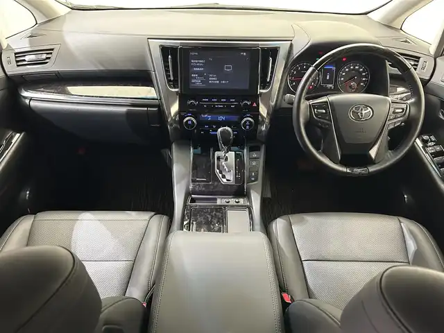 トヨタ アルファード S Cパッケージ 愛媛県 2022(令4)年 2.2万km ホワイトパールクリスタルシャイン ワンオーナー　サンルーフ　純正8型ディスプレイオーディオ　CD DVD Bluetooth　フルセグ　AppleCarPlay　Androidauto USB　純正フリップダウンモニター　バックカメラ　両側パワースライドドア　レーダークルーズコントロール　パワーバックドア　3眼LEDヘッドライト　シートヒーター　ベンチレーション
