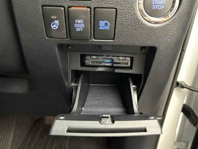 トヨタ アルファード S Cパッケージ 愛媛県 2022(令4)年 2.2万km ホワイトパールクリスタルシャイン ワンオーナー　サンルーフ　純正8型ディスプレイオーディオ　CD DVD Bluetooth　フルセグ　AppleCarPlay　Androidauto USB　純正フリップダウンモニター　バックカメラ　両側パワースライドドア　レーダークルーズコントロール　パワーバックドア　3眼LEDヘッドライト　シートヒーター　ベンチレーション