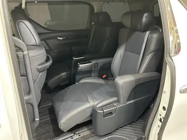 トヨタ アルファード S Cパッケージ 愛媛県 2022(令4)年 2.2万km ホワイトパールクリスタルシャイン ワンオーナー　サンルーフ　純正8型ディスプレイオーディオ　CD DVD Bluetooth　フルセグ　AppleCarPlay　Androidauto USB　純正フリップダウンモニター　バックカメラ　両側パワースライドドア　レーダークルーズコントロール　パワーバックドア　3眼LEDヘッドライト　シートヒーター　ベンチレーション
