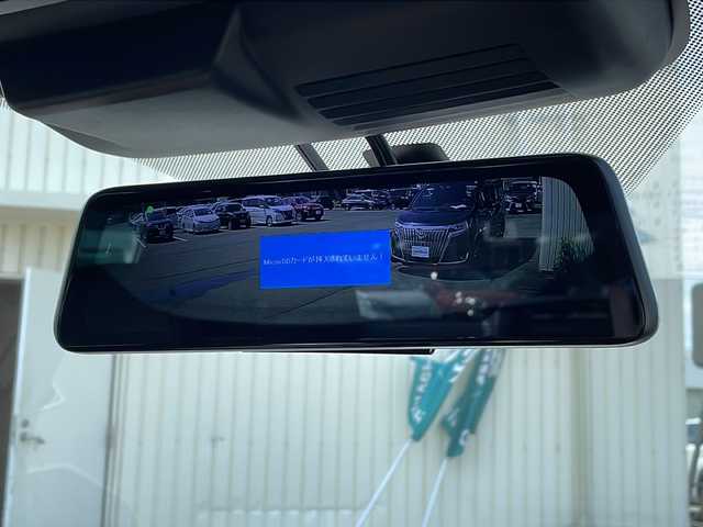 三菱 アウトランダー ＰＨＥＶ P 道北・旭川 2023(令5)年 1.1万km 茶Ｍ ・４WD/・禁煙/・寒冷地仕様/・ワンオーナー/・サンルーフ/・純正ナビ DTV/BT/USB/・BOSEサウンド/・マルチアラウンドモニター/・eアシスト/衝突被害軽減ブレーキ/踏み間違い衝突防止アシスト/車線逸脱警告システム/車線逸脱防止支援機能/追従走行クルーズコントロール/オートマッチクハイビーム/オートライト/標識認識システム/・ルーフレール/・シートヒーター 運転席/助手席/セカンドシート/・エアシート 運転席/助手席/セカンドシート/・デジタルルームミラー/・AC1500W/・電動パーキングブレーキ/・ブレーキオートホールド/・レーンチェンジアシスト/・電動リアゲート/・電動格納ミラー/・メモリーシート/・ワイヤレス充電/・LEDライト/・ETC/・保証書/・取扱説明書