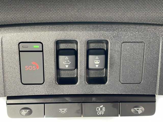 三菱 アウトランダー ＰＨＥＶ P 道北・旭川 2023(令5)年 1.1万km 茶Ｍ ・４WD/・禁煙/・寒冷地仕様/・ワンオーナー/・サンルーフ/・純正ナビ DTV/BT/USB/・BOSEサウンド/・マルチアラウンドモニター/・eアシスト/衝突被害軽減ブレーキ/踏み間違い衝突防止アシスト/車線逸脱警告システム/車線逸脱防止支援機能/追従走行クルーズコントロール/オートマッチクハイビーム/オートライト/標識認識システム/・ルーフレール/・シートヒーター 運転席/助手席/セカンドシート/・エアシート 運転席/助手席/セカンドシート/・デジタルルームミラー/・AC1500W/・電動パーキングブレーキ/・ブレーキオートホールド/・レーンチェンジアシスト/・電動リアゲート/・電動格納ミラー/・メモリーシート/・ワイヤレス充電/・LEDライト/・ETC/・保証書/・取扱説明書