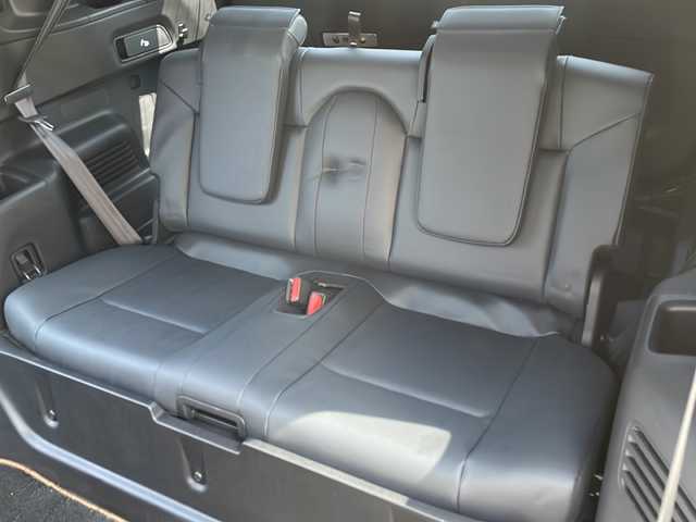 三菱 アウトランダー ＰＨＥＶ P 道北・旭川 2023(令5)年 1.1万km 茶Ｍ ・４WD/・禁煙/・寒冷地仕様/・ワンオーナー/・サンルーフ/・純正ナビ DTV/BT/USB/・BOSEサウンド/・マルチアラウンドモニター/・eアシスト/衝突被害軽減ブレーキ/踏み間違い衝突防止アシスト/車線逸脱警告システム/車線逸脱防止支援機能/追従走行クルーズコントロール/オートマッチクハイビーム/オートライト/標識認識システム/・ルーフレール/・シートヒーター 運転席/助手席/セカンドシート/・エアシート 運転席/助手席/セカンドシート/・デジタルルームミラー/・AC1500W/・電動パーキングブレーキ/・ブレーキオートホールド/・レーンチェンジアシスト/・電動リアゲート/・電動格納ミラー/・メモリーシート/・ワイヤレス充電/・LEDライト/・ETC/・保証書/・取扱説明書
