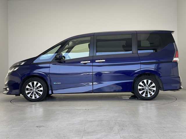 日産 セレナ ハイウェイスター G プロパイロットED 愛知県 2016(平28)年 6.9万km アズライトブルー プロパイロット/衝突軽減システム/純正SDナビ/フリップダウンモニター/両側パワースライドドア/クルーズコントロール/フルセグ/CD/DVD/Bluetooth/バックカメラ/コーナーセンサー/純正アルミホイール/LEDヘッドライト/リアオートエアコン/ETC/ステアリングスイッチ/スマートキー/プッシュスタート