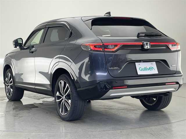 ホンダ ヴェゼル ハイブリッド e:HEV Z 愛知県 2021(令3)年 2.6万km メテオロイドグレーメタリック 純正９型ＤＡナビ　フルセグＴＶ　Ｂｌｕｅｔｏｏｔｈ　ＵＳＢ　全方位カメラ　ホンダセンシング　レーダークルコン　衝突軽減　ＬＥＤヘッドライト　ＢＳＭ　ＥＴＣ２．０　ワイヤレス充電　シートヒーター　禁煙車