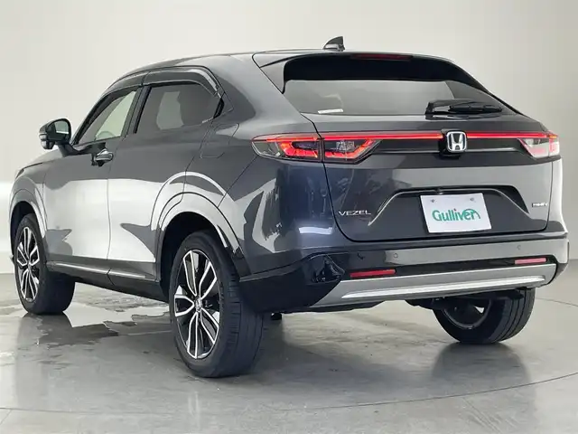 ホンダ ヴェゼル ハイブリッド e:HEV Z 愛知県 2021(令3)年 2.6万km メテオロイドグレーメタリック 純正９型ＤＡナビ　フルセグＴＶ　Ｂｌｕｅｔｏｏｔｈ　ＵＳＢ　全方位カメラ　ホンダセンシング　レーダークルコン　衝突軽減　ＬＥＤヘッドライト　ＢＳＭ　ＥＴＣ２．０　ワイヤレス充電　シートヒーター　禁煙車