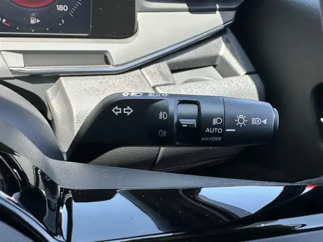 日産 オーラ ニスモ 島根県 2022(令4)年 1.3万km ピュアホワイトパール / スーパーブラック 2トーン 純正ナビ/AM/FM/USB/BT/HDMI/フルセグTV/NISMOエアロ装着車/NISMO仕様ステアリング/NISMO仕様シート/ドライブレコーダー/衝突軽減ブレーキ/車線逸脱防止警報/LEDヘッドライト/全方位カメラ/デジタルインナーミラー/ETC/オートブレーキホールド/純正フロアマット