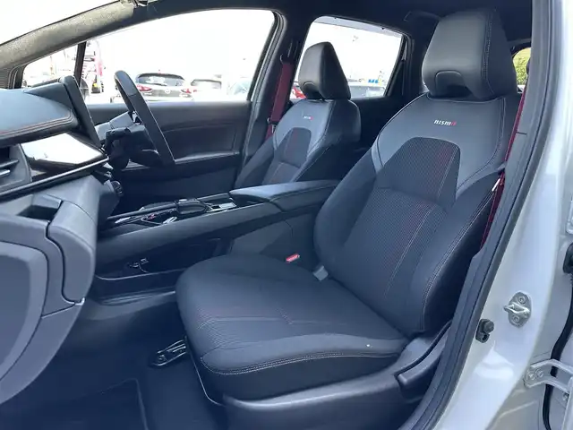 日産 オーラ ニスモ 島根県 2022(令4)年 1.3万km ピュアホワイトパール / スーパーブラック 2トーン 純正ナビ/AM/FM/USB/BT/HDMI/フルセグTV/NISMOエアロ装着車/NISMO仕様ステアリング/NISMO仕様シート/ドライブレコーダー/衝突軽減ブレーキ/車線逸脱防止警報/LEDヘッドライト/全方位カメラ/デジタルインナーミラー/ETC/オートブレーキホールド/純正フロアマット