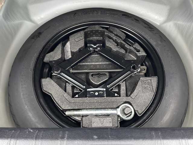 スバル インプレッサ Ｇ４ 1．6i－S 東京都 2015(平27)年 1.8万km クリスタルホワイトP ワンオーナー/メモリナビ/バックカメラ/フルセグテレビ/ETC/プッシュスタート/エアロパーツ/HID/ドアバイザー