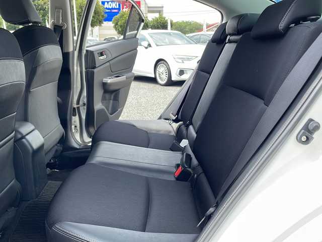 スバル インプレッサ Ｇ４ 1．6i－S 東京都 2015(平27)年 1.8万km クリスタルホワイトP ワンオーナー/メモリナビ/バックカメラ/フルセグテレビ/ETC/プッシュスタート/エアロパーツ/HID/ドアバイザー