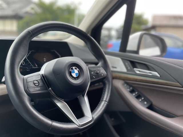 ＢＭＷ ＢＭＷ ２１８ｄ アクティブツアラー エクスクルーシブ 栃木県 2022(令4)年 3.5万km ミネラルホワイト ハイラインパッケージ/モカ革シート/運転席マッサージシート/パワーシート /シートヒーター /コンフォートアクセス/アイドリングストップ/ACC/ブラインドスポット /衝突警告ブレーキアシスト /車線逸脱警告/降車警告/ワイヤレスチャージ /Harman/Kardonサウンド/アンビエントライト9色/ナビ/バックカメラ/ミラーETC/AppleCarPlay/パワーテールゲート/LEDヘッドライト/オートライト/オートホールド/ドライブレコーダー