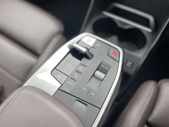 ＢＭＷ ＢＭＷ ２１８ｄ アクティブツアラー エクスクルーシブ 栃木県 2022(令4)年 3.5万km ミネラルホワイト ハイラインパッケージ/モカ革シート/運転席マッサージシート/パワーシート /シートヒーター /コンフォートアクセス/アイドリングストップ/ACC/ブラインドスポット /衝突警告ブレーキアシスト /車線逸脱警告/降車警告/ワイヤレスチャージ /Harman/Kardonサウンド/アンビエントライト9色/ナビ/バックカメラ/ミラーETC/AppleCarPlay/パワーテールゲート/LEDヘッドライト/オートライト/オートホールド/ドライブレコーダー