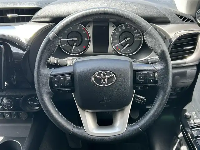 トヨタ ハイラックス Z 岩手県 2022(令4)年 3.6万km アティチュードブラックマイカ 衝突軽減装置/社外ナビ /バックカメラ/トノカバー /フルセグTV /ドアバイザー /フロアマット /スマートキー /LEDヘッドライト　/トヨタデカール/保証書　取説　記録簿