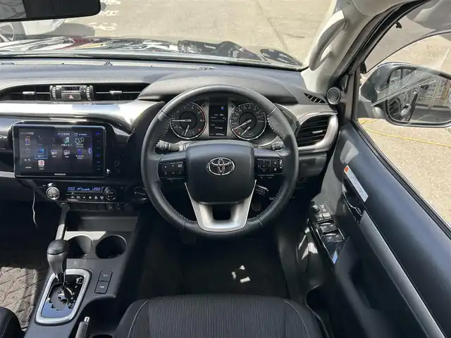 トヨタ ハイラックス Z 岩手県 2022(令4)年 3.6万km アティチュードブラックマイカ 衝突軽減装置/社外ナビ /バックカメラ/トノカバー /フルセグTV /ドアバイザー /フロアマット /スマートキー /LEDヘッドライト　/トヨタデカール/保証書　取説　記録簿