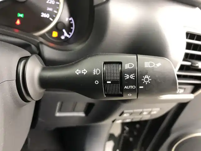 レクサス ＮＸ 300 Iパッケージ 愛知県 2019(令1)年 4万km グラファイトブラックガラスフレーク ワンオーナー/レクサスセーフティ＋/純正10.3インチワイドディスプレイナビ/（Bluetooth/フルセグTV/CD/DVD）/全方位カメラ/BSM/ETC2.0/パワーシート/シートヒーター/ステアリングヒーター/電動リアゲード/純正18インチAW/純正フロアマット/LEDライト/オートライト/AC100V/パドルシフト