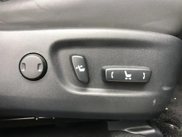 レクサス ＮＸ 300 Iパッケージ 愛知県 2019(令1)年 4万km グラファイトブラックガラスフレーク ワンオーナー/レクサスセーフティ＋/純正10.3インチワイドディスプレイナビ/（Bluetooth/フルセグTV/CD/DVD）/全方位カメラ/BSM/ETC2.0/パワーシート/シートヒーター/ステアリングヒーター/電動リアゲード/純正18インチAW/純正フロアマット/LEDライト/オートライト/AC100V/パドルシフト