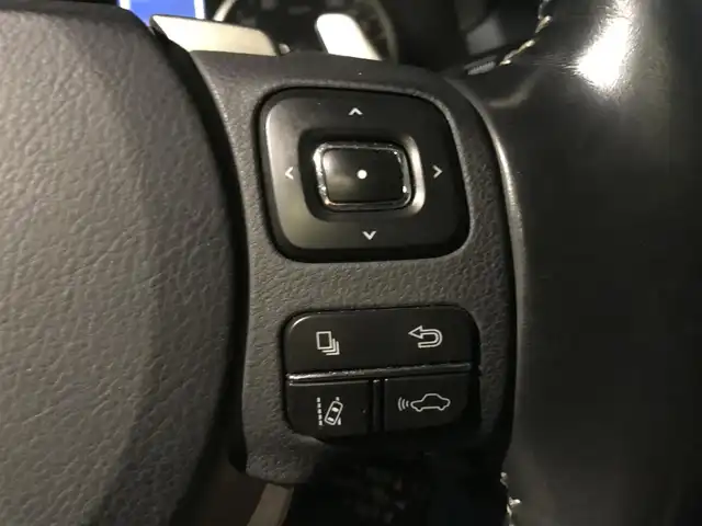レクサス ＮＸ 300 Iパッケージ 愛知県 2019(令1)年 4万km グラファイトブラックガラスフレーク ワンオーナー/レクサスセーフティ＋/純正10.3インチワイドディスプレイナビ/（Bluetooth/フルセグTV/CD/DVD）/全方位カメラ/BSM/ETC2.0/パワーシート/シートヒーター/ステアリングヒーター/電動リアゲード/純正18インチAW/純正フロアマット/LEDライト/オートライト/AC100V/パドルシフト