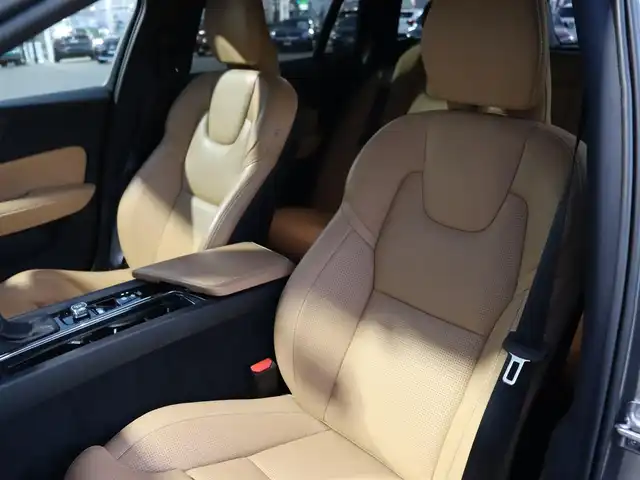 ボルボ Ｖ６０ クロスカントリー T5 AWD プロ 宮城県 2020(令2)年 4.4万km ぺブルグレー プラスパッケージ/パノラマサンルーフ/Ｈａｒｍａｎ　Ｋａｒｄｏｎ/ヘッドアップディスプレイ/アダプティブクルーズコントロール/純正HDDナビ/全方位カメラ/ナッパレザーシート/シートヒーター/エアシート/パワーシート/メモリ付きシート/ステアリングヒーター/フルセグＴＶ/ＬＥＤヘッドライト/アクティブベンディングライト/コーナリングライト/オートマチックハイビーム/レーンキープアシスト/自動駐車/パワーバックドア/Bluetooth接続/純正19インチAW/前後ドライブレコーダー/ETC